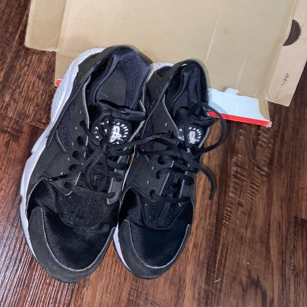 WMNS Air Huarache Run